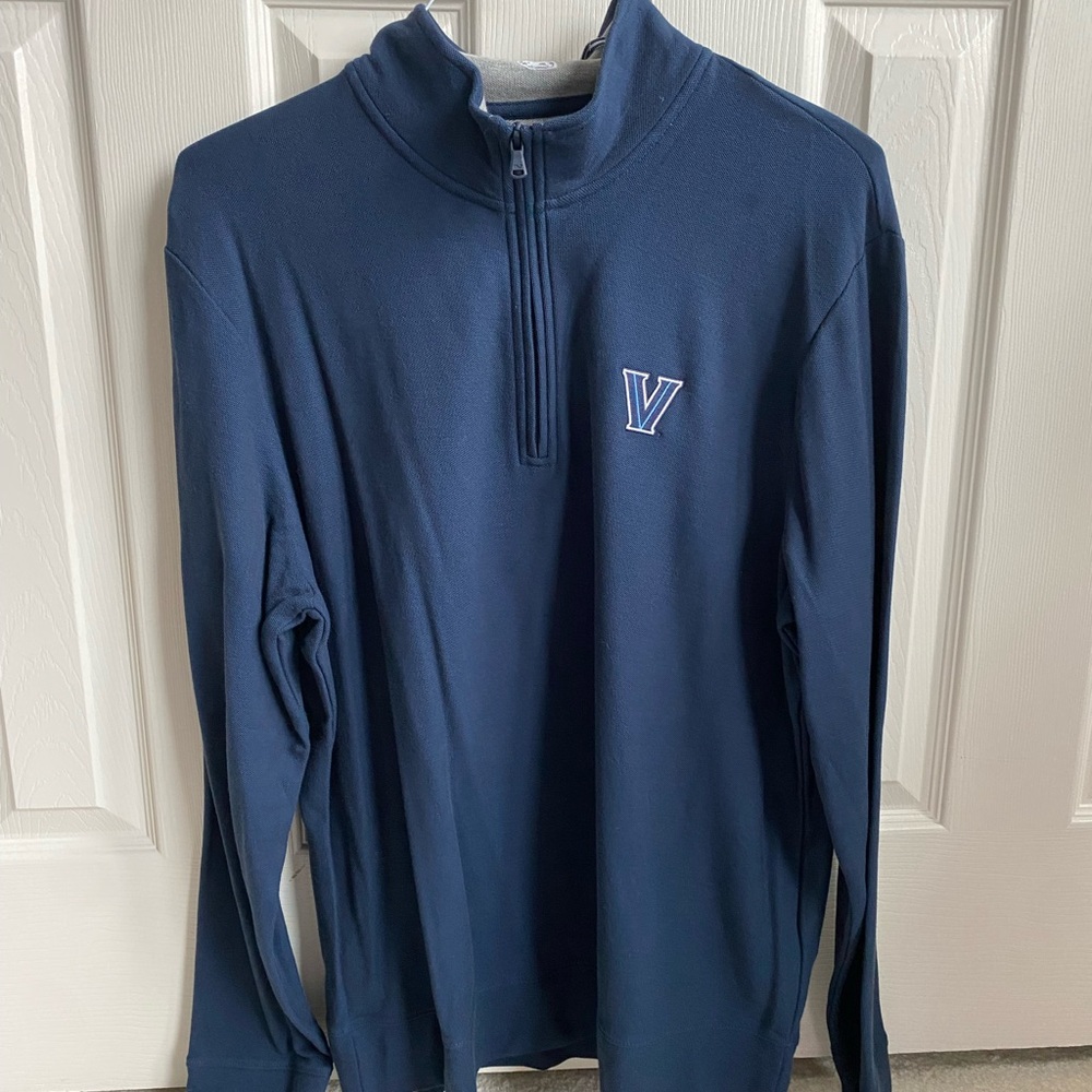Men’s Large Vineyard Vines navy Villanova logo quarter zip.